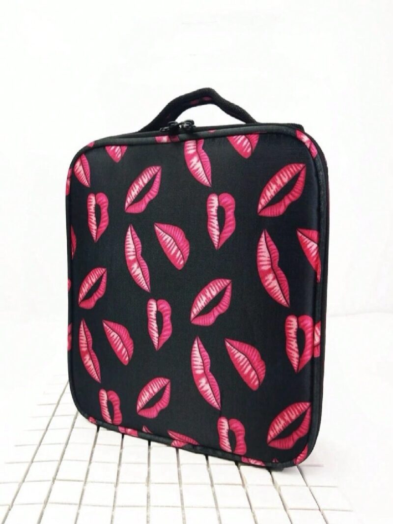 Neceser de mano. **Negro con estampado de labios **